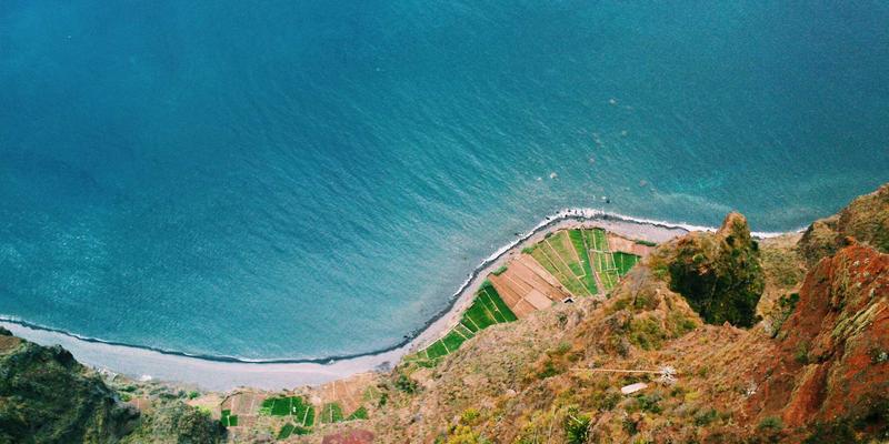 从边界到身份：基于零信任架构的企业网络访问控制范式革命