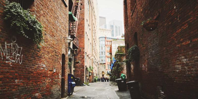 基于eBPF的云原生网络可观测性：实现微服务流量透视与故障根因定位